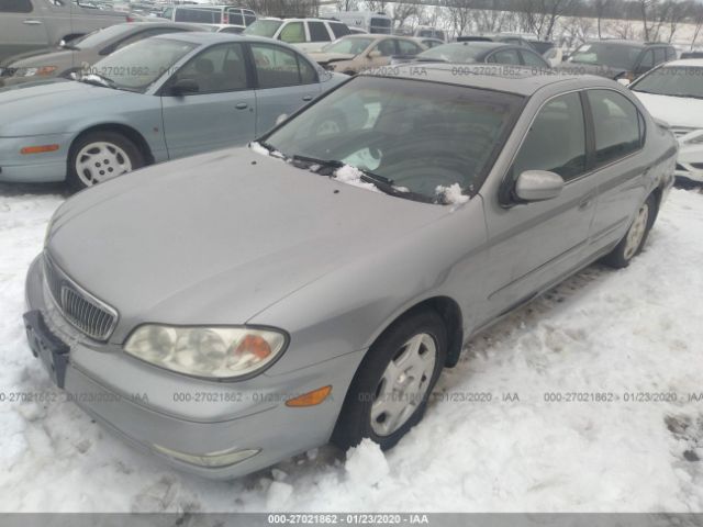 JNKCA31A2YT115243 - 2000 INFINITI I30  Silver photo 2