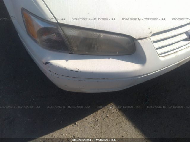 4T1BG22K0XU876970 - 1999 TOYOTA CAMRY CE/LE/XLE White photo 6