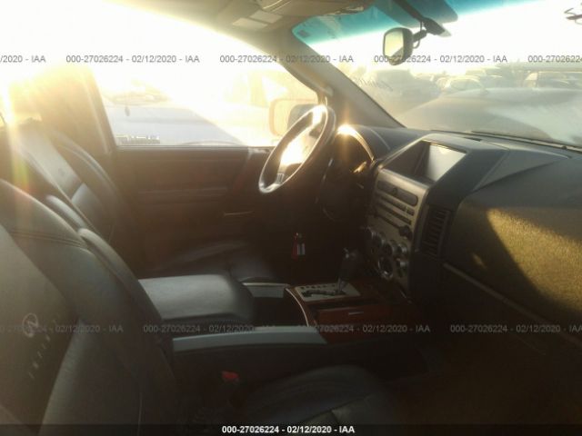 5N3AA08C95N805475 - 2005 INFINITI QX56  White photo 5