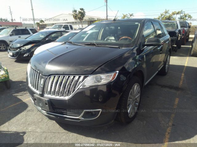 2LMDJ6JK4DBL24865 - 2013 LINCOLN MKX  Black photo 2