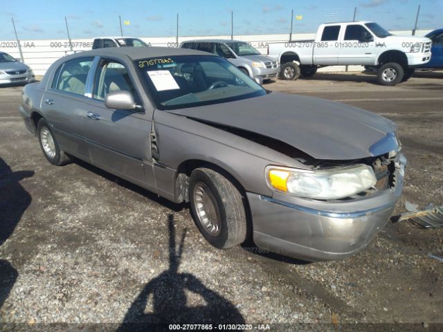 1LNHM81W31Y655812 - 2001 LINCOLN TOWN CAR EXECUTIVE Gray photo 1