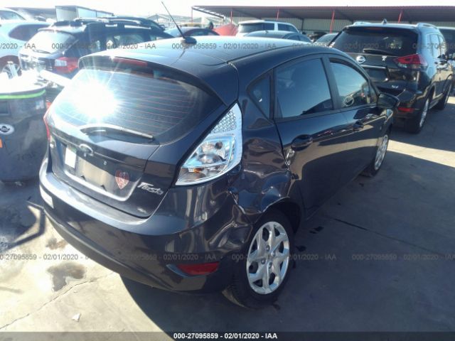 3FADP4EJ5DM225271 - 2013 FORD FIESTA SE Black photo 4