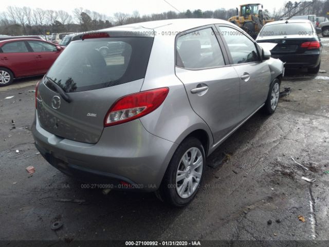 JM1DE1KY7D0164203 - 2013 MAZDA MAZDA2  Silver photo 4