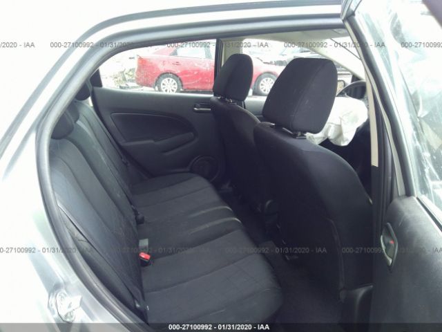 JM1DE1KY7D0164203 - 2013 MAZDA MAZDA2  Silver photo 8