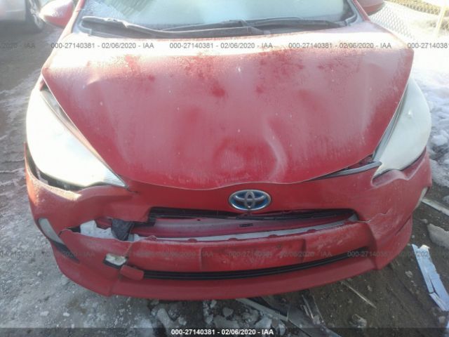 JTDKDTB38E1562882 - 2014 TOYOTA PRIUS C  Red photo 6