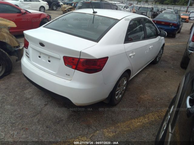 KNAFU4A24D5671554 - 2013 KIA FORTE EX White photo 4