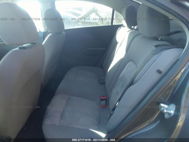 1G1JB5SH1H4114813 - 2017 CHEVROLET SONIC LS Gray photo 8