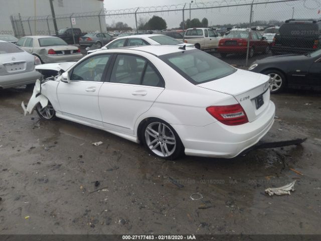 WDDGF4HB9DA827494 - 2013 MERCEDES-BENZ C 250 White photo 3