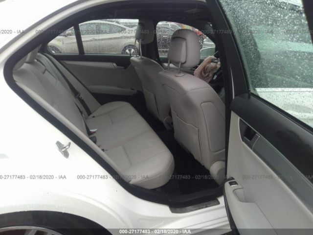 WDDGF4HB9DA827494 - 2013 MERCEDES-BENZ C 250 White photo 8