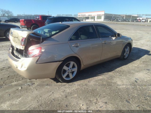 4T1BF3EK8BU609279 - 2011 TOYOTA CAMRY SE/LE/XLE 金色 照片 4