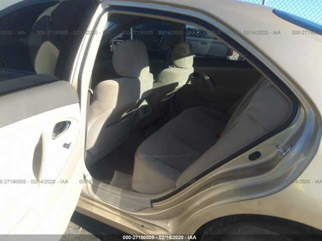 4T1BF3EK8BU609279 - 2011 TOYOTA CAMRY SE/LE/XLE 金色 照片 8