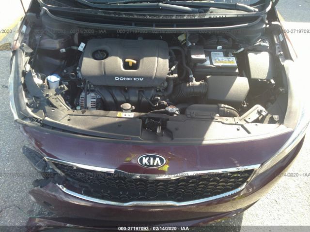 3KPFL4A70JE179279 - 2018 KIA FORTE LX/S Red photo 10