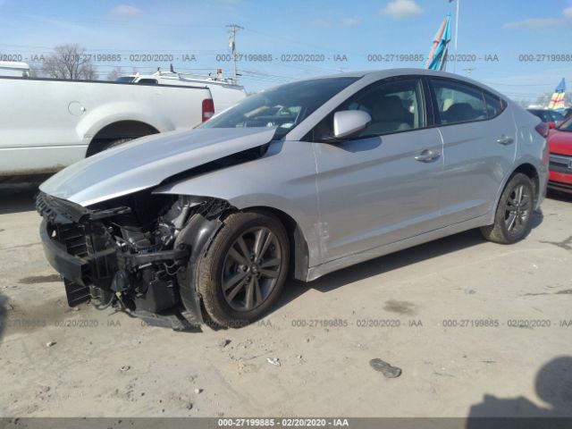 5NPD84LF6JH302639 - 2018 HYUNDAI ELANTRA SEL/VALUE/LIMITED Silver photo 2