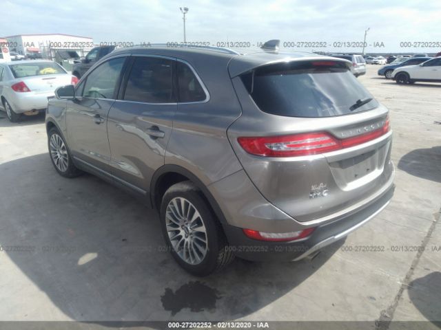 5LMCJ3C98HUL34893 - 2017 LINCOLN MKC RESERVE Gray photo 3