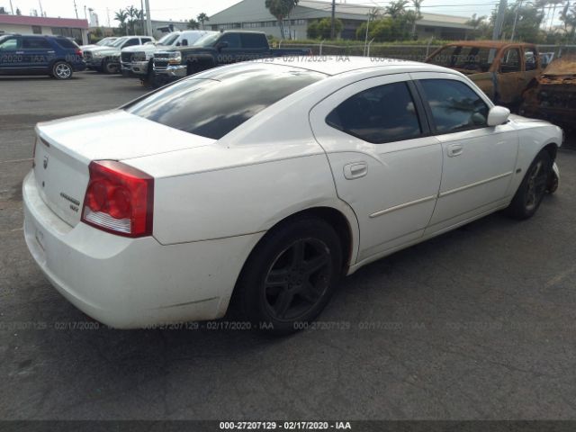 2B3CA3CV0AH142057 - 2010 DODGE CHARGER SXT White photo 4