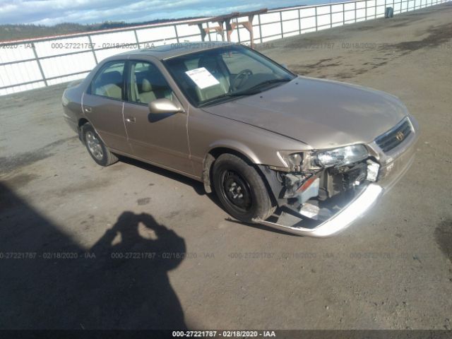 JT2BF22K0Y0257617 - 2000 TOYOTA CAMRY CE/LE/XLE Gold photo 1