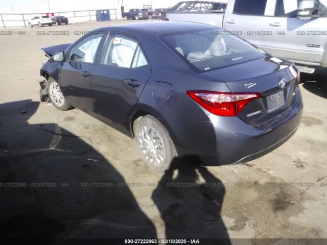 5YFBURHE6HP700124 - 2017 TOYOTA COROLLA L/LE/XLE/SE/XSE Gray photo 3