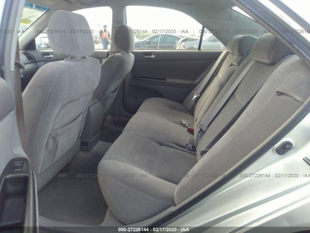 JTDBF32KX50158487 - 2005 TOYOTA CAMRY LE/XLE/SE Silver photo 8