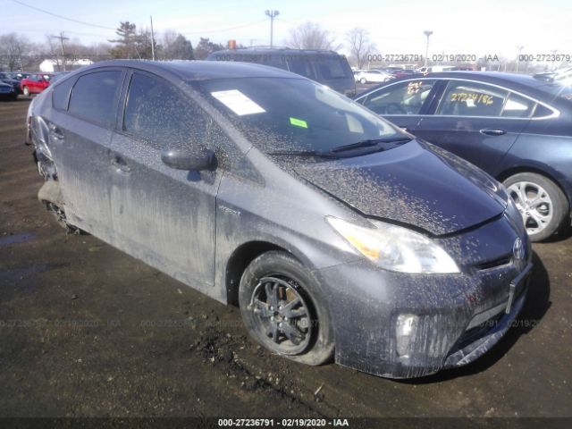 JTDKN3DU8D1714371 - 2013 TOYOTA PRIUS  Gray photo 1