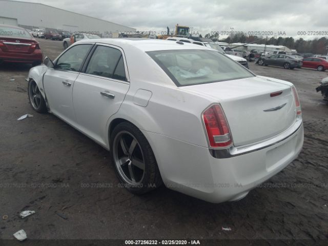 2C3CCAAG4DH520598 - 2013 CHRYSLER 300  White photo 3