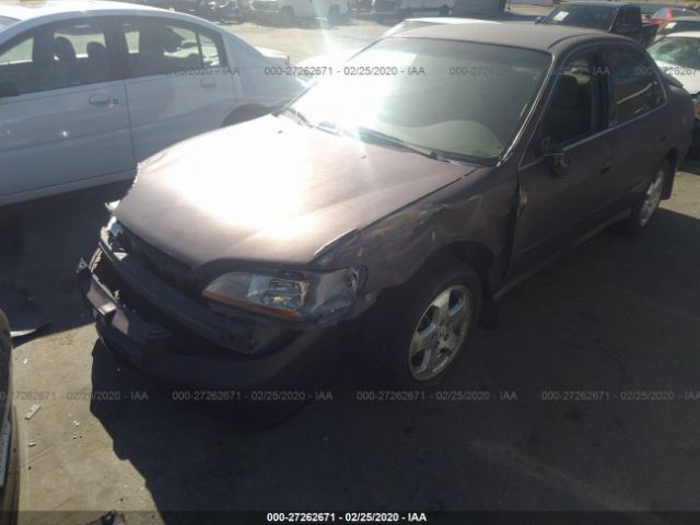 1HGCG1646WA023022 - 1998 HONDA ACCORD LX Burgundy photo 6