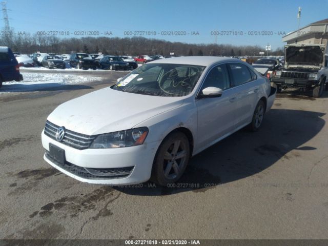 1VWBP7A33DC114050 - 2013 VOLKSWAGEN PASSAT SE White photo 2