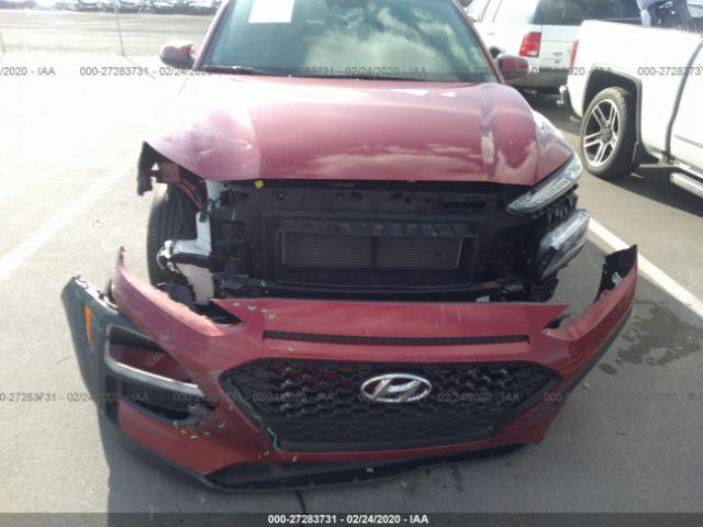 KM8K12AA7KU213415 - 2019 HYUNDAI KONA SE Red photo 6