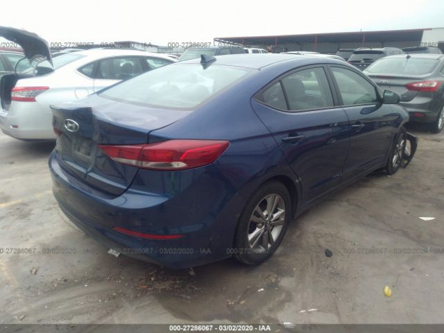 5NPD84LF6HH094708 - 2017 HYUNDAI ELANTRA SE/VALUE/LIMITED Blue photo 4