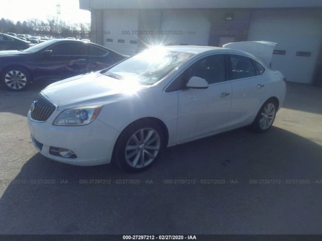 1G4PS5SK3D4162087 - 2013 BUICK VERANO  White photo 2