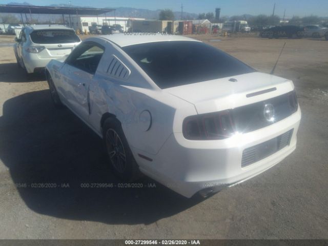 1ZVBP8AM4D5232627 - 2013 FORD MUSTANG  White photo 3
