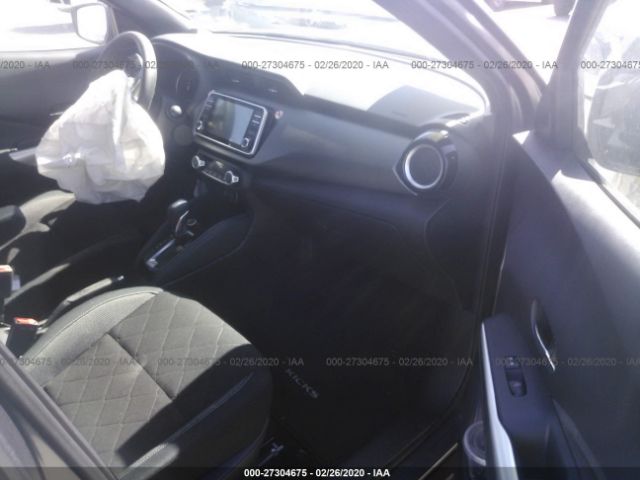 3N1CP5CU8KL540919 - 2019 NISSAN KICKS S/SR/SV Gray photo 5