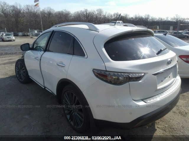 JN8CS1MW3HM416516 - 2017 INFINITI QX70  White photo 3