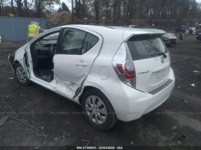 JTDKDTB3XC1509243 - 2012 TOYOTA PRIUS C  White photo 3