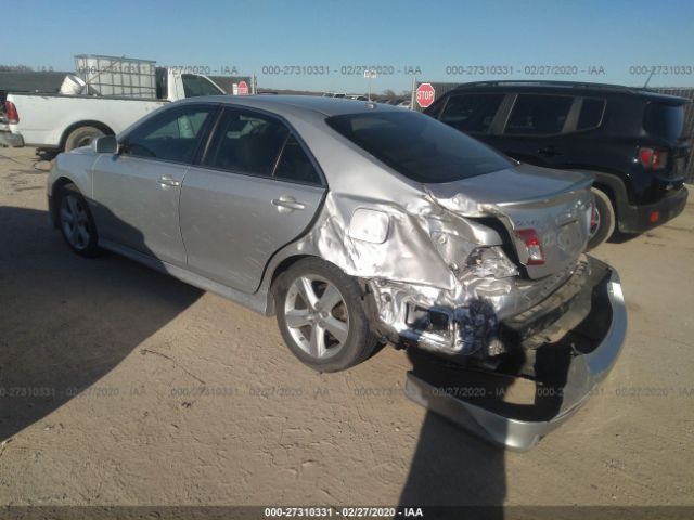 4T1BK3EK1BU621740 - 2011 TOYOTA CAMRY SE/LE/XLE Silver photo 3