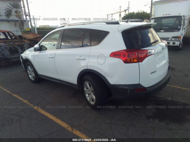 JTMWFREV9DD022627 - 2013 TOYOTA RAV4 XLE White photo 3