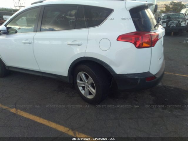 JTMWFREV9DD022627 - 2013 TOYOTA RAV4 XLE White photo 6