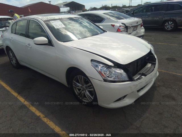 JN1CV6AP3FM502891 - 2015 INFINITI Q40  White photo 1