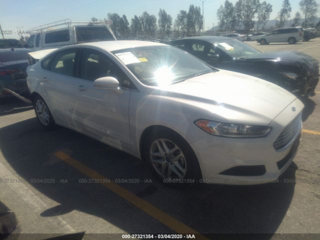 3FA6P0HD1GR305570 - 2016 FORD FUSION SE White photo 1