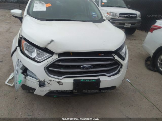 MAJ3S2GE3KC271839 - 2019 FORD ECOSPORT SE White photo 6