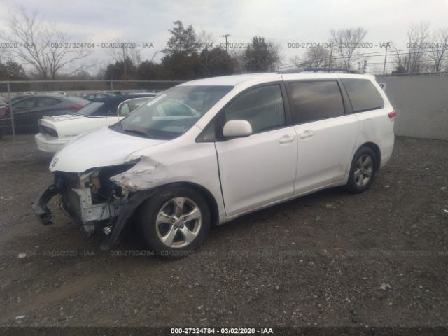 5TDKK3DC5ES486849 - 2014 TOYOTA SIENNA LE White photo 2