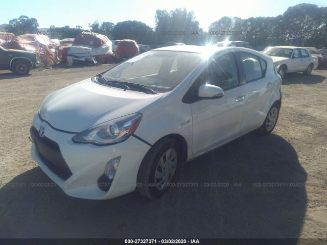 JTDKDTB34F1580572 - 2015 TOYOTA PRIUS C  White photo 2