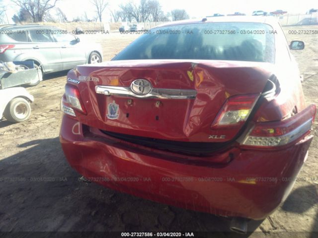 4T1BK3EK0BU628761 - 2011 TOYOTA CAMRY SE/LE/XLE Red photo 6