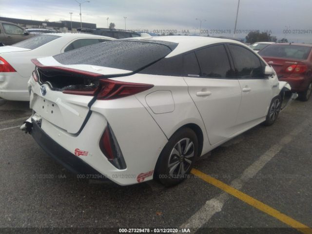 JTDKARFP8H3056857 - 2017 TOYOTA PRIUS PRIME  白色 照片 4