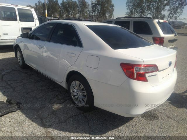 4T1BD1FK0DU087887 - 2013 TOYOTA CAMRY HYBRID/LE/XLE White photo 3