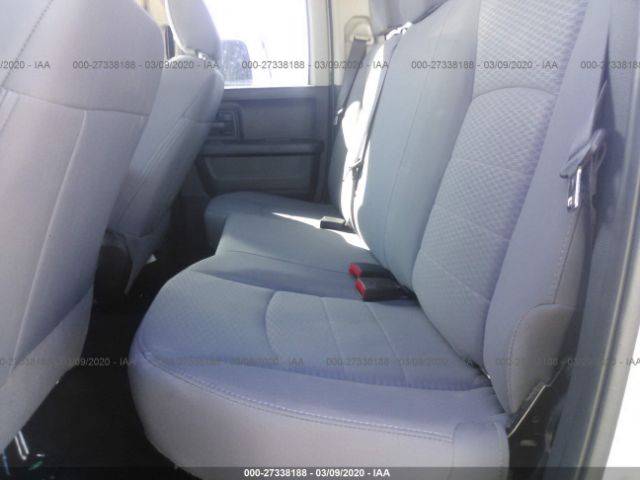 1C6RR6FT2HS708842 - 2017 RAM 1500 ST ვერცხლისფერი ფოტო 8