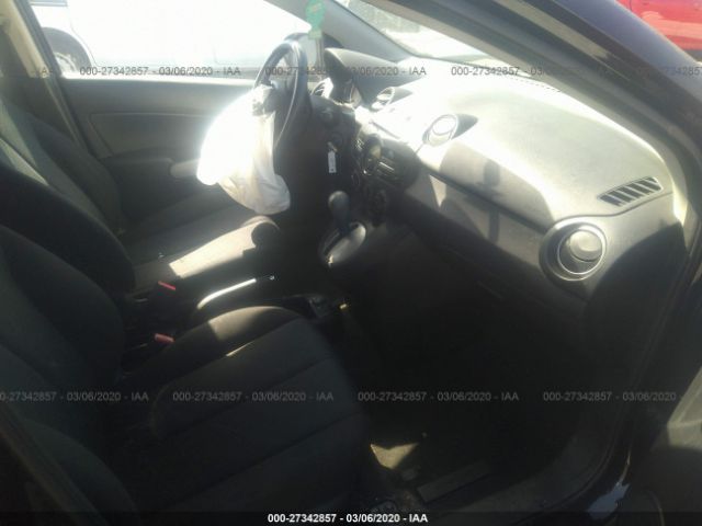 JM1DE1KY0C0141280 - 2012 MAZDA MAZDA2  Black photo 5