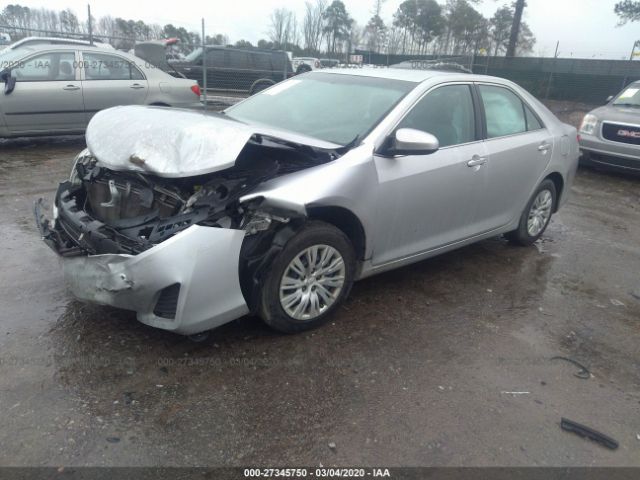 4T1BF1FK5EU855830 - 2014 TOYOTA CAMRY L/SE/LE/XLE 银色 照片 2