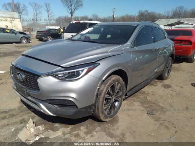 SJKCH5CR4JA058523 - 2018 INFINITI QX30 LUXURY/PREMIUM/SPORT Silver photo 6