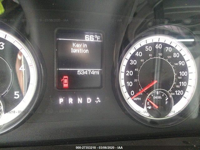 3C63RRGL7JG304907 - 2018 RAM 3500 ST White photo 6