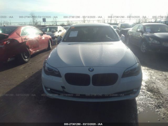 WBAFU9C55BC785754 - 2011 BMW 550 XI White photo 6